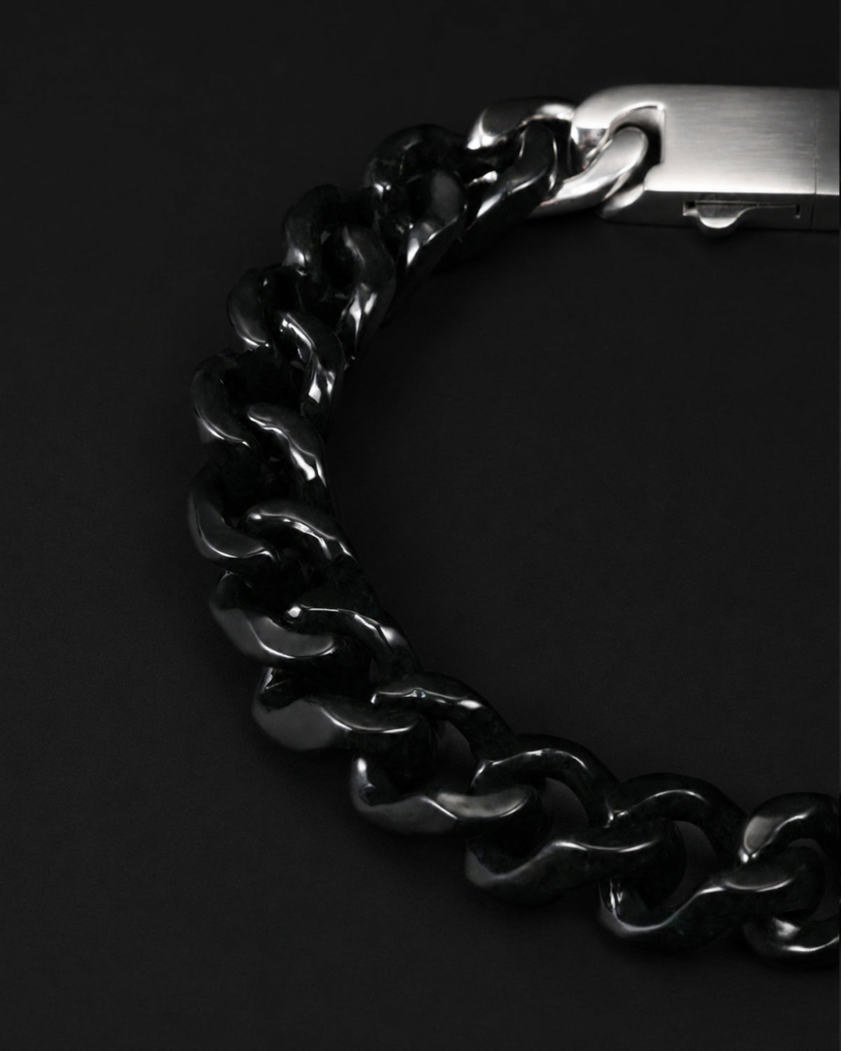 Single Piece Carved Cuban Chain Bracelet In Black Jade - Luzari