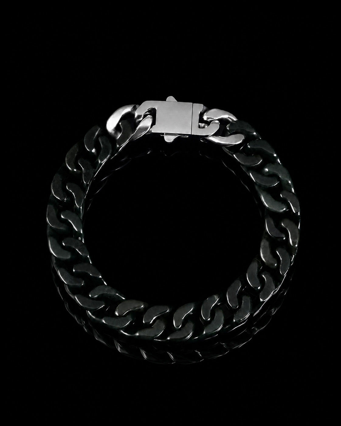 Box clasp detail