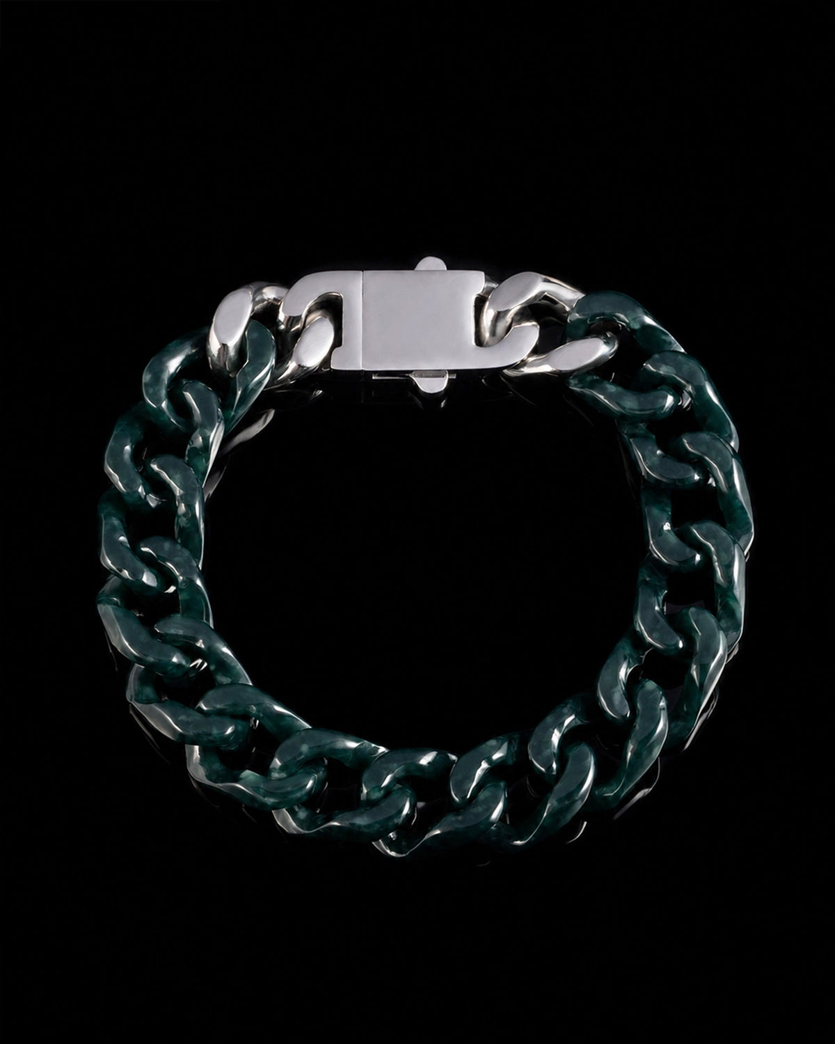 Box clasp detail