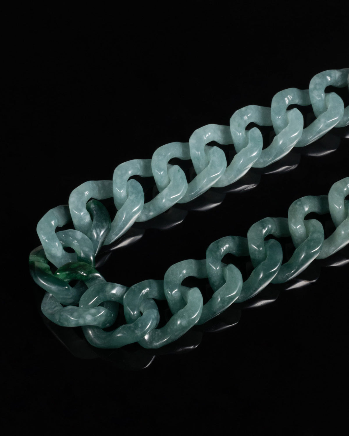 Single Piece Carved Cuban Chain Bracelet In Green Jade - Luzari
