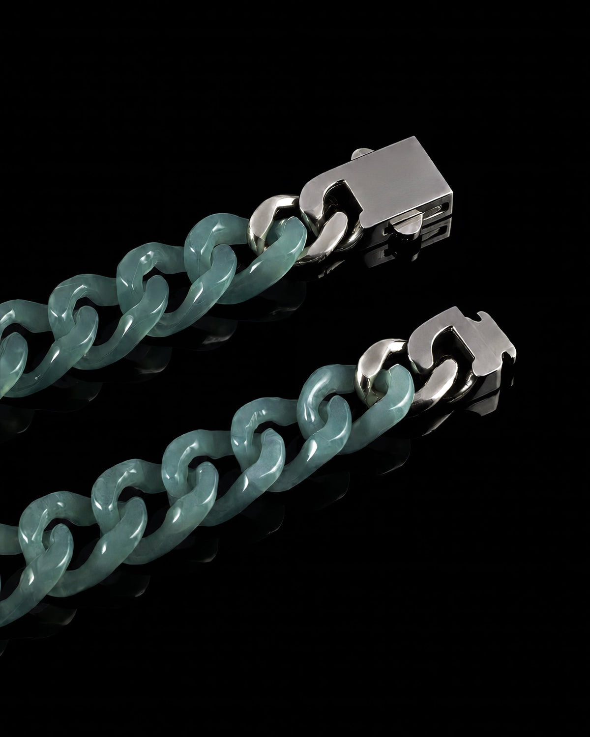 Single Piece Carved Cuban Chain Bracelet In Top Icy Green Jade - Luzari