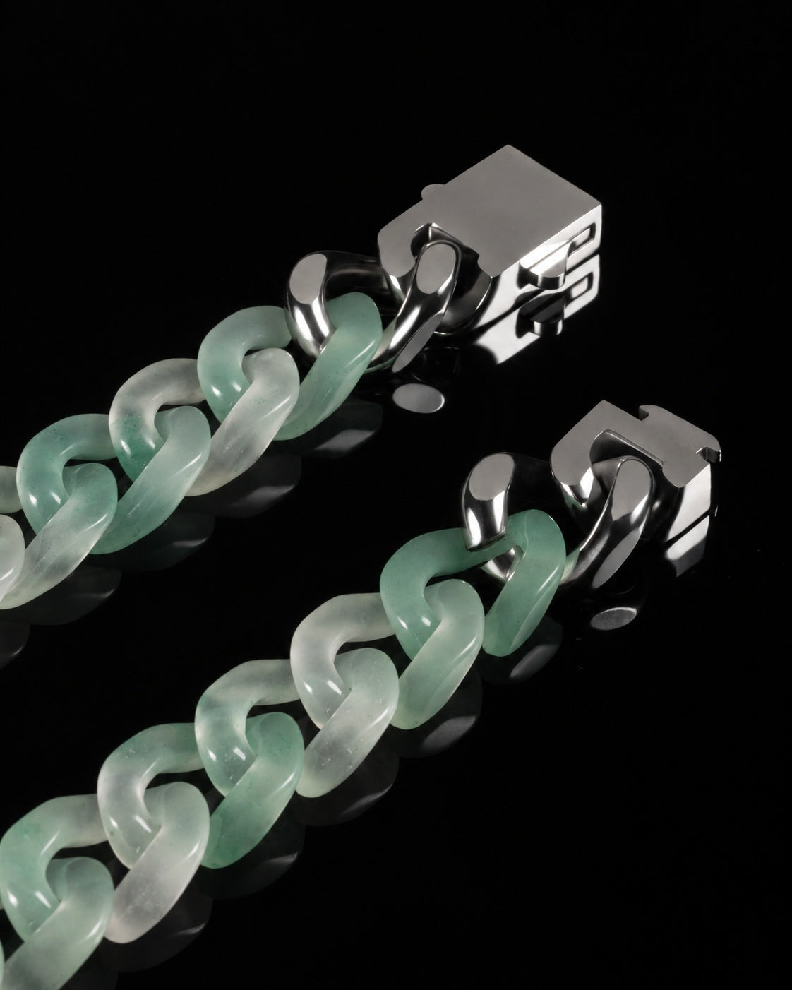 Box clasp detail, Light Green bracelet