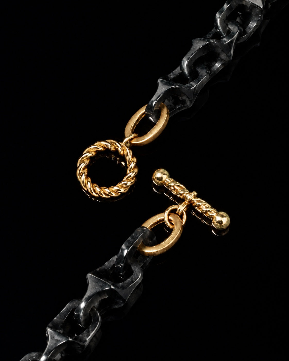 Twist Gold clasp, Black jade bracelet
