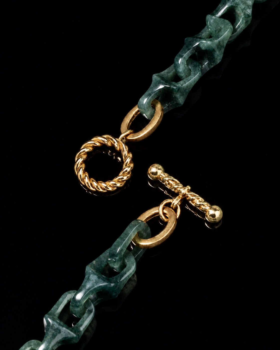 Twist Gold clasp, Dark Green jade bracelet