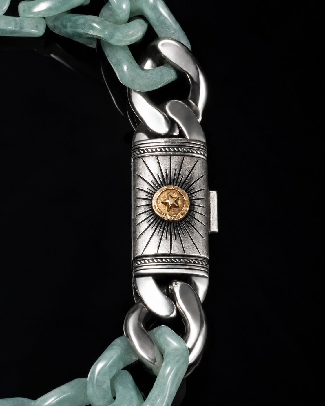 Silver Sol clasp, Light Green necklace